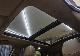 Подержанный автомобиль Cadillac XT5 2016 года (25 фото)