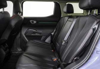 Подержанный автомобиль Haval H3 2024 года (14 фото)