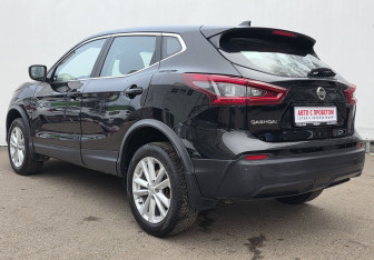 Подержанный автомобиль Nissan Qashqai 2021 года (7 фото)