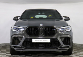 Подержанный автомобиль BMW X6 M 2022 года (3 фото)