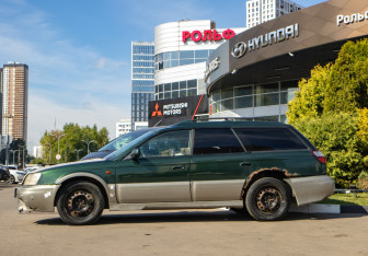 Подержанный автомобиль Subaru Outback Wagon 2000 года (6 фото)