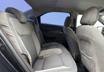 Подержанный автомобиль Chevrolet Cobalt Sedan 2014 года (11 фото)