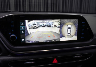 Подержанный автомобиль Hyundai Sonata 2021 года (21 фото)