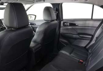 Подержанный автомобиль Mitsubishi Eclipse Cross 2024 года (12 фото)