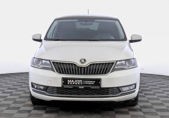 Подержанный автомобиль Skoda Rapid Liftback 2018 года (2 фото)