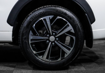 Подержанный автомобиль JAC JS6 2023 года (15 фото)