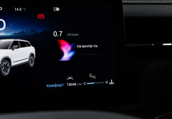 Подержанный автомобиль Jaecoo J7 2023 года (11 фото)