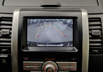 Подержанный автомобиль Nissan X-Trail 2011 года (27 фото)
