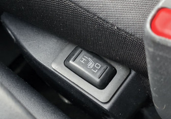 Подержанный автомобиль Mitsubishi Outlander 2011 года (17 фото)