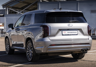 Подержанный автомобиль Hyundai Palisade 2024 года (7 фото)