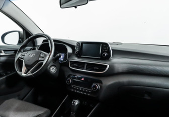 Подержанный автомобиль Hyundai Tucson 2018 года (5 фото)
