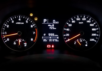 Подержанный автомобиль Kia Rio Hatchback 2021 года (12 фото)