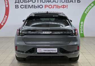 Подержанный автомобиль Zeekr 001 2023 года (5 фото)