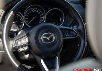 Подержанный автомобиль Mazda CX-5 2021 года (11 фото)