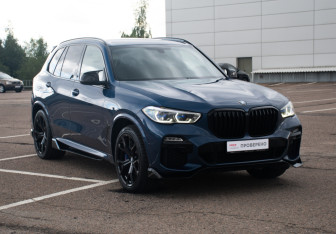 Подержанный автомобиль BMW X5 2019 года (3 фото)