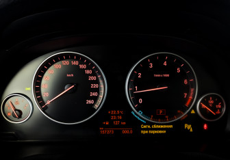 Подержанный автомобиль BMW X3 2013 года (13 фото)