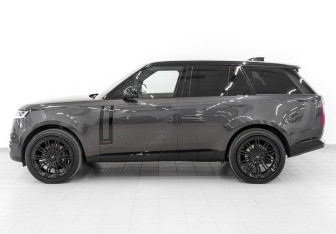 Подержанный автомобиль Land Rover Range Rover 2024 года (8 фото)