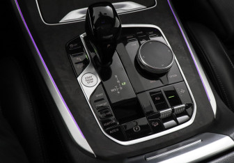 Подержанный автомобиль BMW X5 2019 года (23 фото)