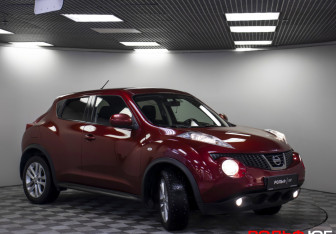 Подержанный автомобиль Nissan Juke 2012 года (22 фото)