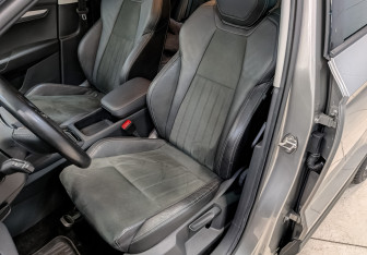 Подержанный автомобиль Skoda Karoq 2020 года (20 фото)