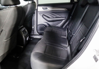 Подержанный автомобиль Haval F7 2019 года (12 фото)