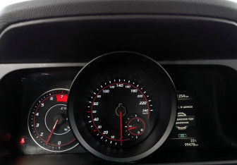 Подержанный автомобиль Hyundai Elantra Sedan 2021 года (16 фото)