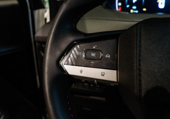 Подержанный автомобиль Changan UNI-S 2024 года (20 фото)