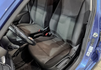 Подержанный автомобиль Kia Rio Hatchback 2019 года (18 фото)