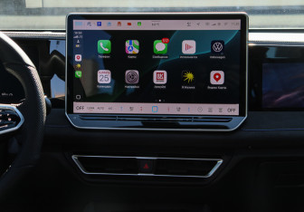 Подержанный автомобиль Volkswagen Tiguan 2024 года (13 фото)