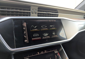 Подержанный автомобиль Audi A6 Sedan 2021 года (14 фото)