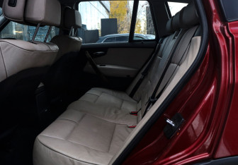 Подержанный автомобиль BMW X3 2008 года (10 фото)