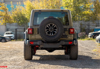 Новый Jeep Wrangler 2025 (2 фото)