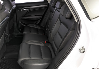 Подержанный автомобиль Geely Tugella 2021 года (18 фото)
