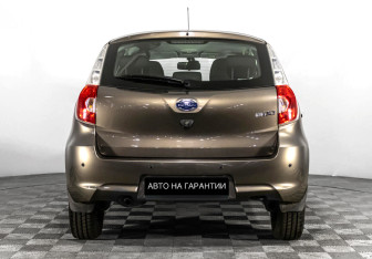 Подержанный автомобиль Datsun mi-DO 2015 года (4 фото)