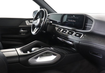 Подержанный автомобиль Mercedes-Benz GLE 2020 года (9 фото)