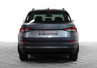 Подержанный автомобиль Skoda Kodiaq 2019 года (6 фото)