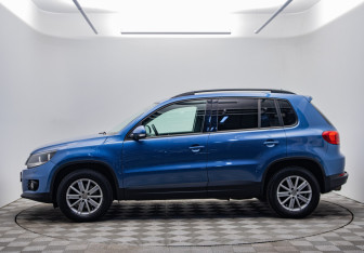 Подержанный автомобиль Volkswagen Tiguan 2014 года (8 фото)