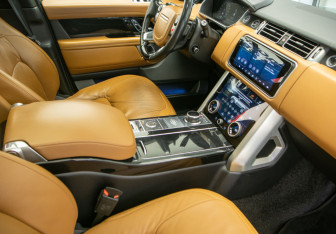 Подержанный автомобиль Land Rover Range Rover 2019 года (25 фото)