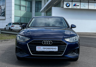 Подержанный автомобиль Audi A4 Sedan 2021 года (2 фото)