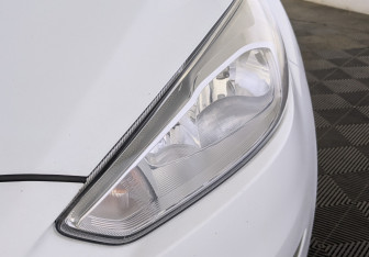 Подержанный автомобиль Ford Focus Hatchback 2018 года (16 фото)