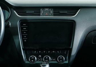 Подержанный автомобиль Skoda Octavia Liftback 2019 года (16 фото)