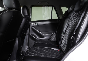 Подержанный автомобиль Mazda CX-5 2012 года (12 фото)