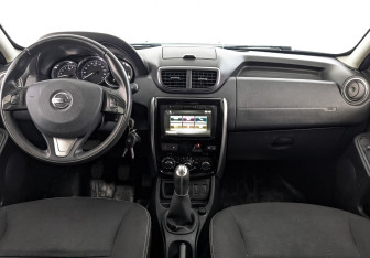 Подержанный автомобиль Nissan Terrano 2020 года (14 фото)