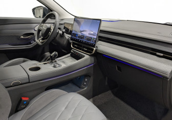 Новый Soueast S09 2025 (9 фото)