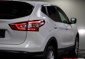 Подержанный автомобиль Nissan Qashqai 2014 года (20 фото)