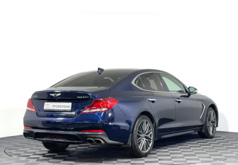 Подержанный автомобиль Genesis G70 2020 года (5 фото)