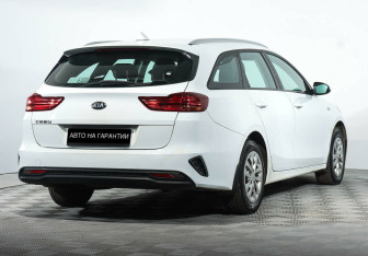 Подержанный автомобиль Kia Ceed Wagon 2019 года (3 фото)
