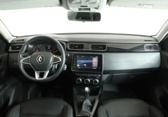 Подержанный автомобиль Renault Arkana 2019 года (12 фото)