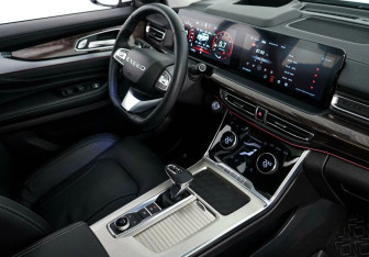 Подержанный автомобиль Exeed VX 2022 года (7 фото)