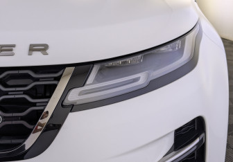 Подержанный автомобиль Land Rover Range Rover Evoque 2023 года (11 фото)